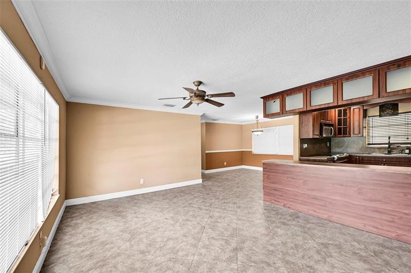 Image 8 of 29 For 1390 39th St