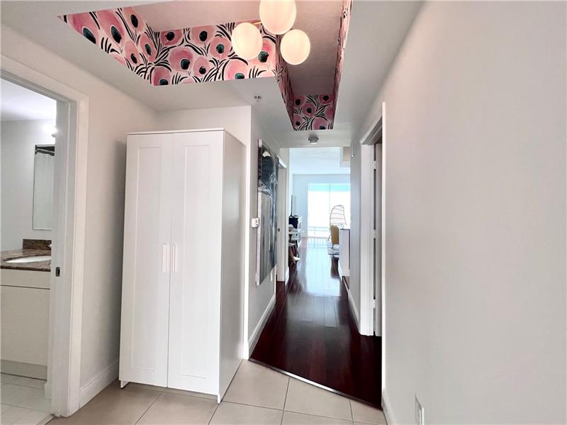 Image 5 of 25 For 7275 90th Way  504