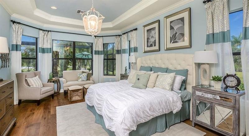 Image 15 of 39 For 13513 Mazzano Street