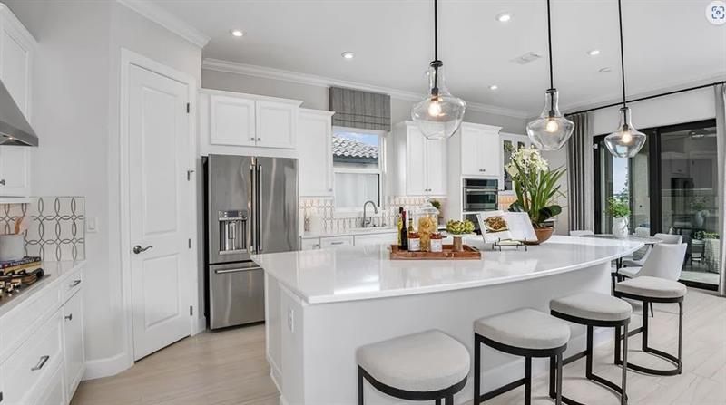 Image 19 of 39 For 13513 Mazzano Street