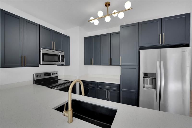 Image 5 of 16 For 1213 27th Ave