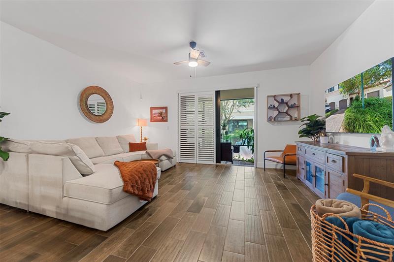 Image 13 of 36 For 4222 Dixie Hwy  82