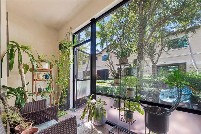 Image 16 of 36 For 4222 Dixie Hwy  82