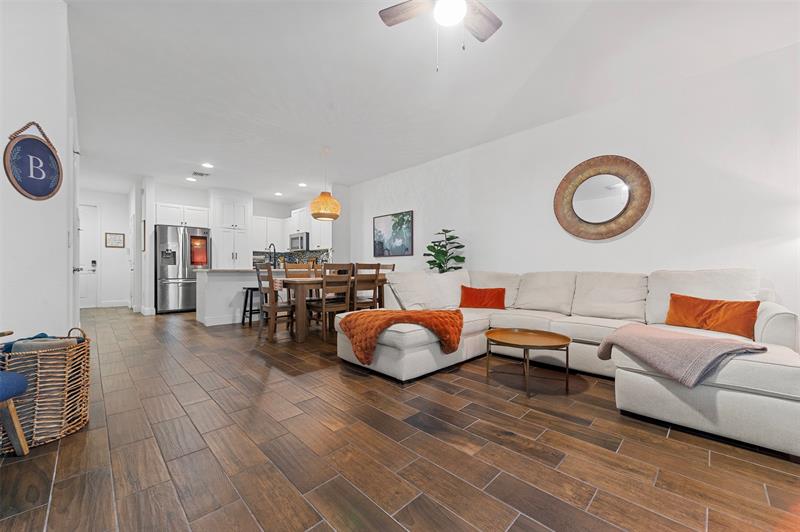 Image 17 of 36 For 4222 Dixie Hwy  82