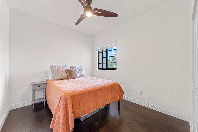 Image 27 of 36 For 4222 Dixie Hwy  82