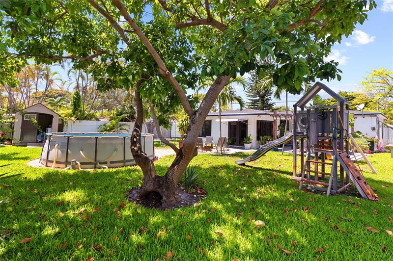 Image 7 of 28 For 336 20th St  