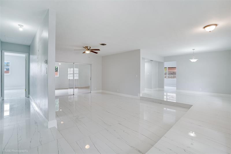 Image 9 of 25 For 4971 7th Ct  
