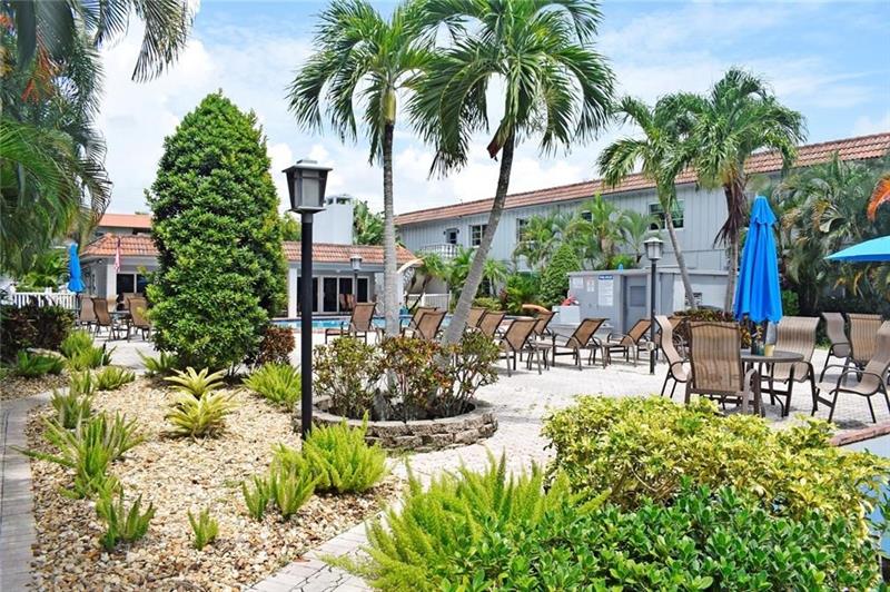 Image 19 of 25 For 659 Oakland Park Blvd  120c