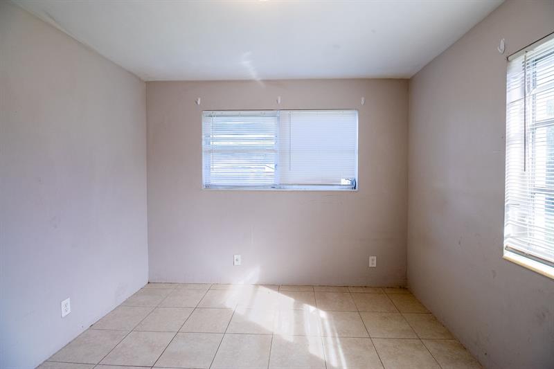 Image 19 of 26 For 404 5th Ave  