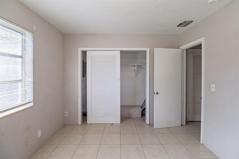 Image 20 of 26 For 404 5th Ave  