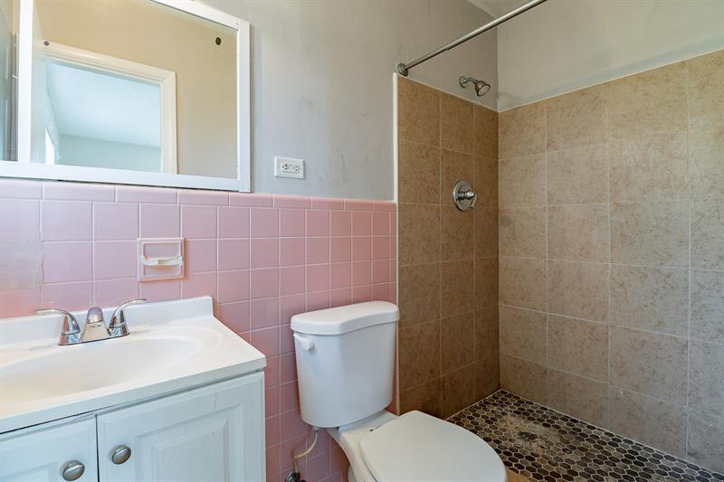Image 22 of 26 For 404 5th Ave  