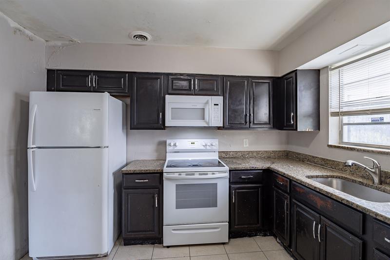 Image 4 of 26 For 404 5th Ave  