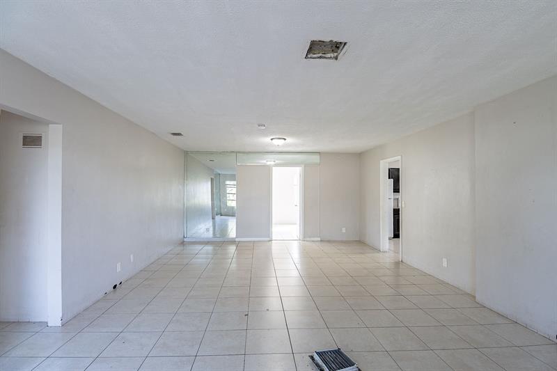 Image 8 of 26 For 404 5th Ave  