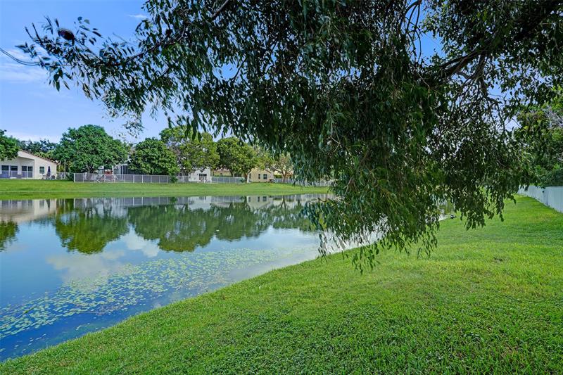 Image 11 of 54 For 1885 74th Way