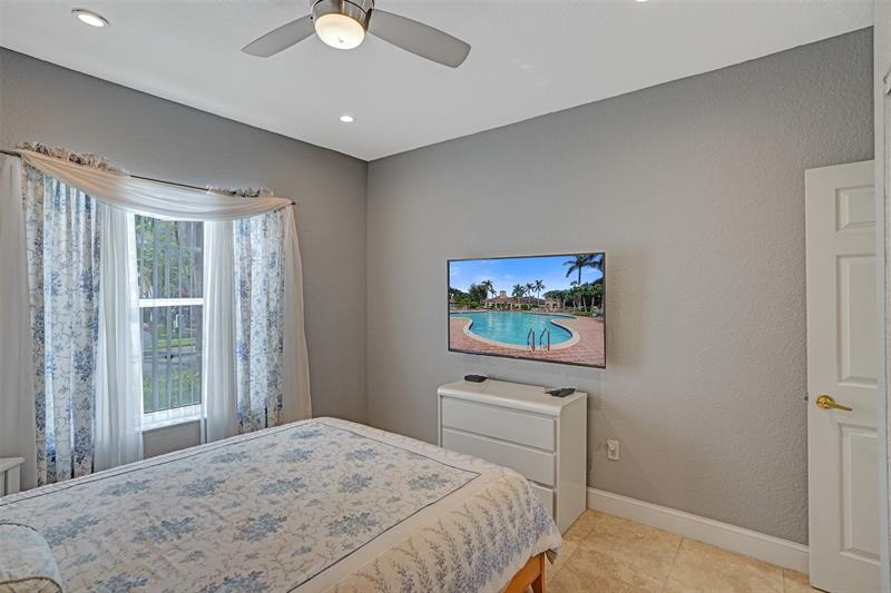 Image 46 of 54 For 1885 74th Way