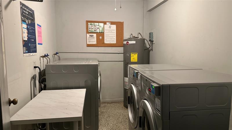 Image 15 of 30 For 639 Oakland Park Blvd.  207d