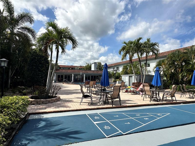 Image 29 of 30 For 639 Oakland Park Blvd.  207d