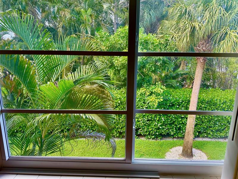 Image 5 of 30 For 639 Oakland Park Blvd.  207d