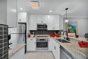 Image 17 of 60 For 1461 Ocean Blvd  328