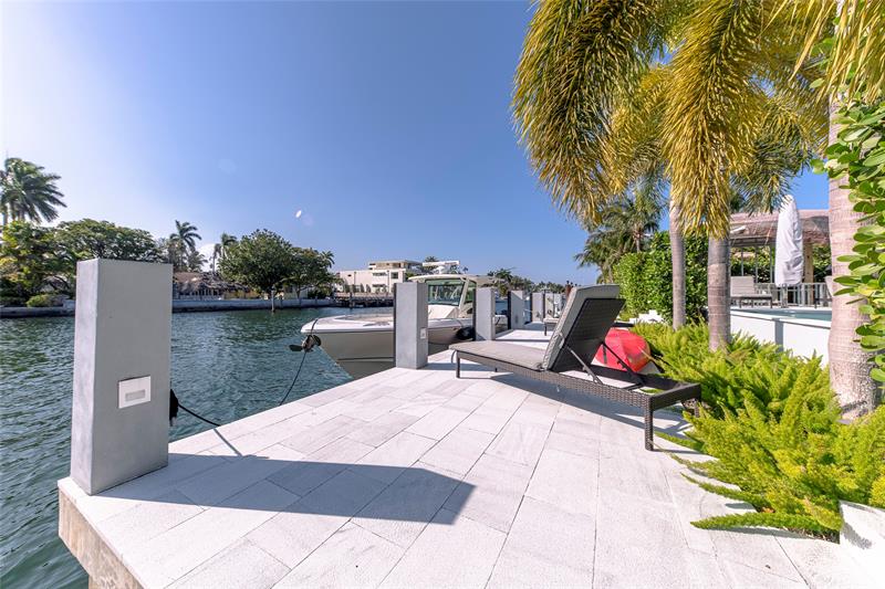 Image 81 of 81 For 701 Flamingo Dr