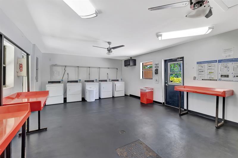 Image 31 of 31 For 5336 6th Ave  H7