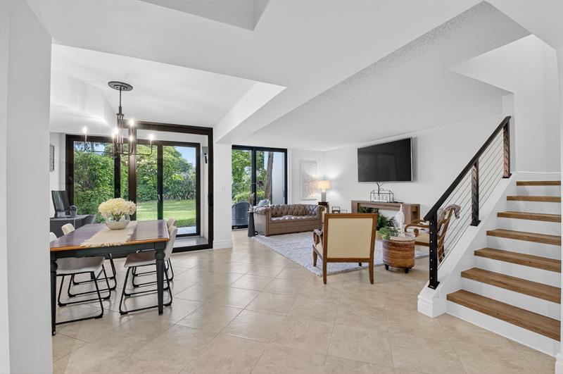 Image 10 of 43 For 3802 Bridgewood Dr  3802