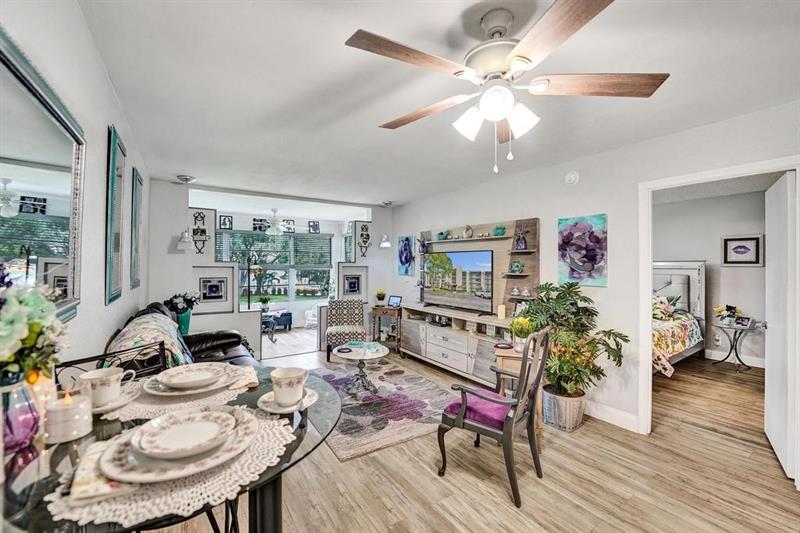 Image 15 of 59 For 9480 Poinciana Pl  201