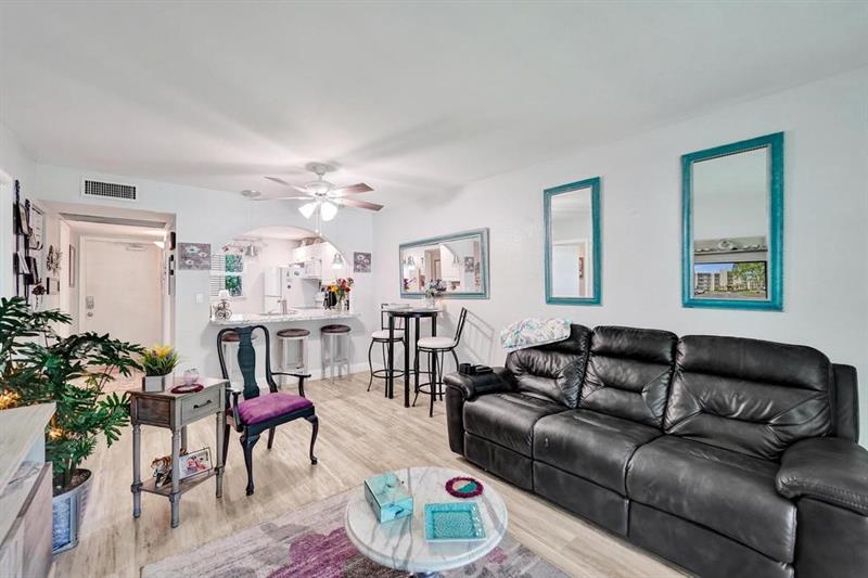 Image 21 of 59 For 9480 Poinciana Pl  201