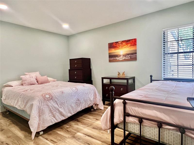 Image 16 of 24 For 5667 Parkwalk Cir E  5667