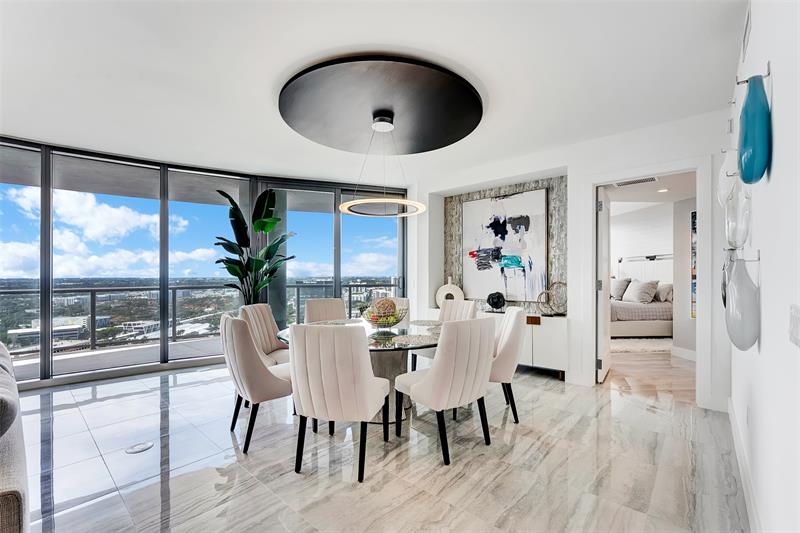 Image 18 of 84 For 100 Las Olas Blvd  2803