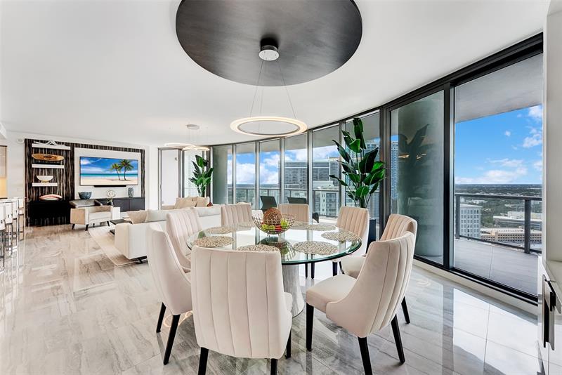 Image 28 of 84 For 100 Las Olas Blvd  2803