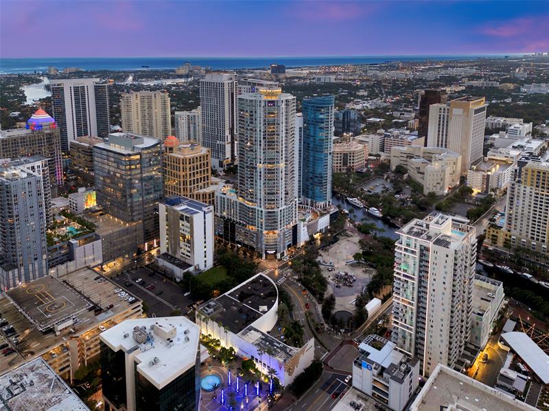 Image 5 of 84 For 100 Las Olas Blvd  2803