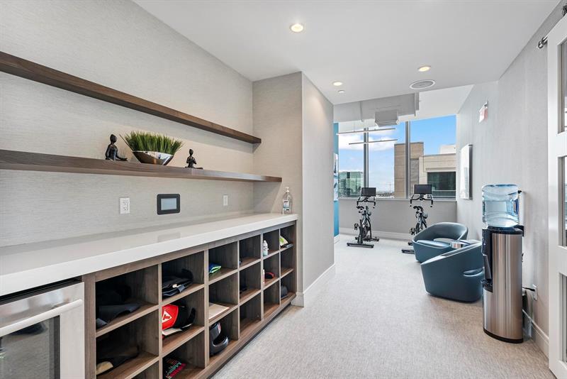 Image 50 of 84 For 100 Las Olas Blvd  2803