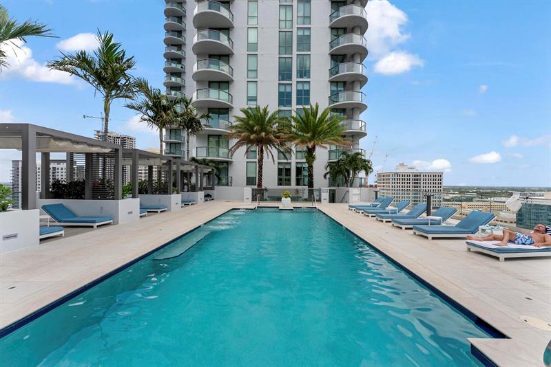 Image 64 of 84 For 100 Las Olas Blvd  2803
