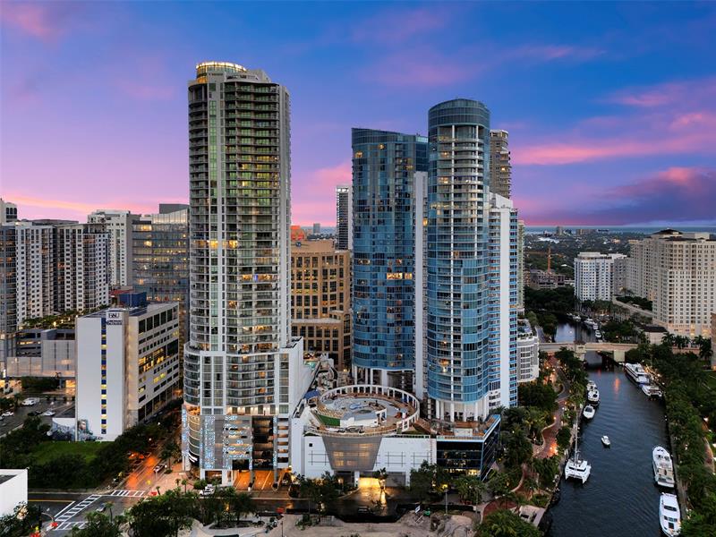 Image 7 of 84 For 100 Las Olas Blvd  2803