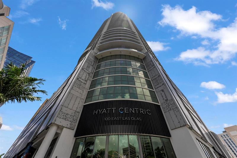 Image 72 of 84 For 100 Las Olas Blvd  2803