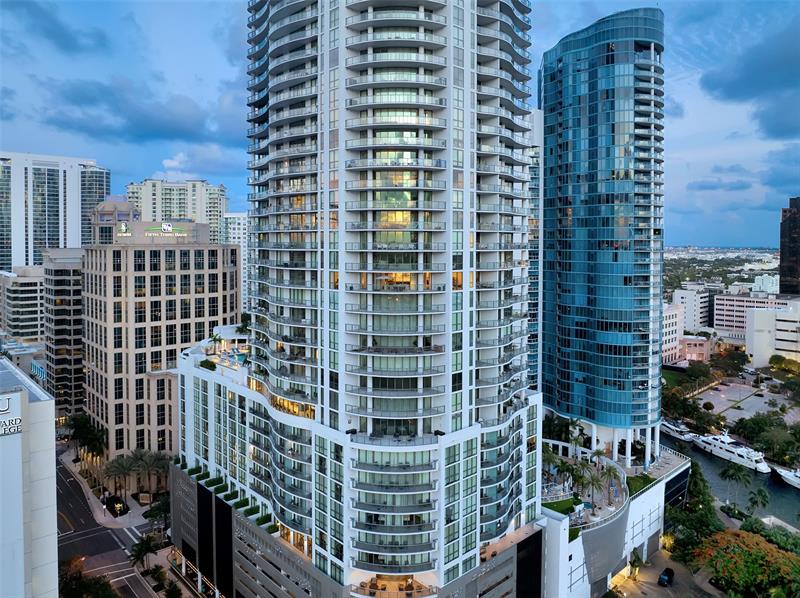 Image 83 of 84 For 100 Las Olas Blvd  2803