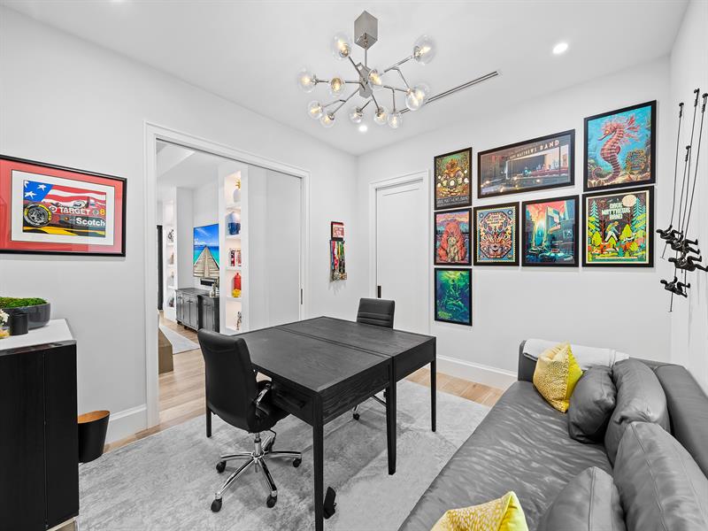 Image 26 of 56 For 2408 27th Ave