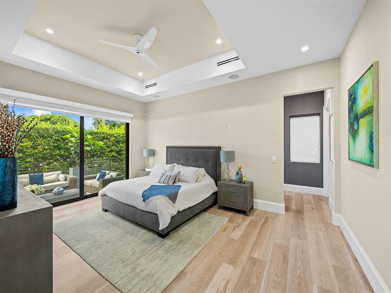 Image 28 of 56 For 2408 27th Ave