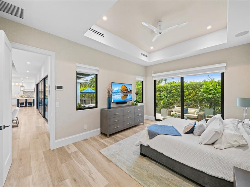 Image 29 of 56 For 2408 27th Ave