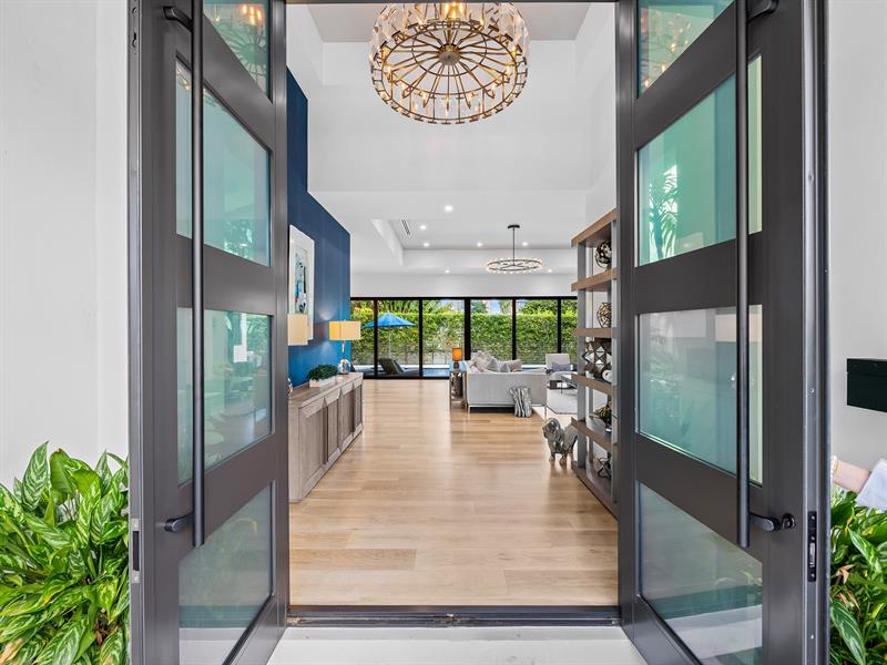 Image 5 of 56 For 2408 27th Ave