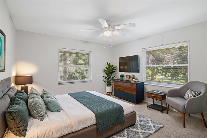 Image 20 of 55 For 960 48th  
