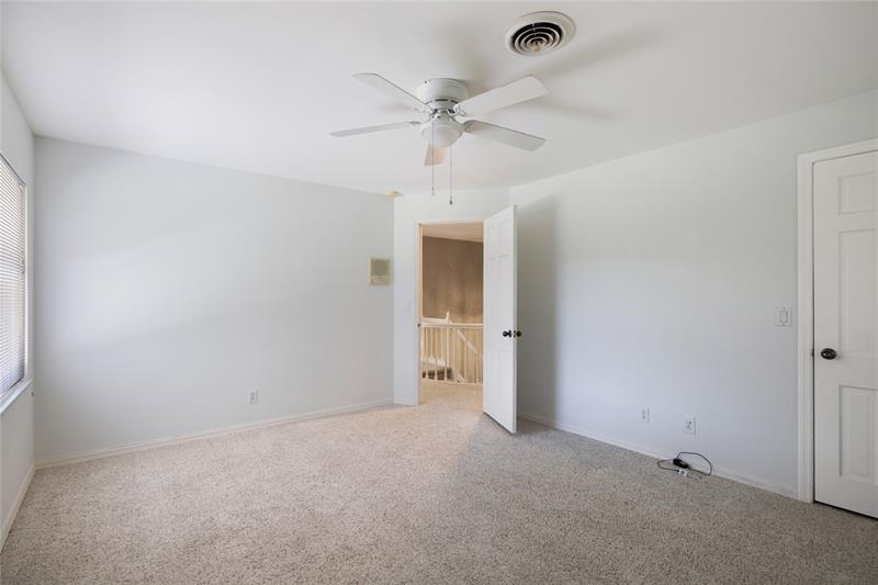 Image 22 of 55 For 960 48th  