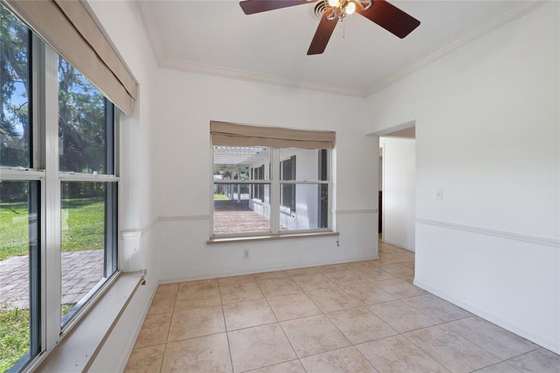Image 34 of 55 For 960 48th  