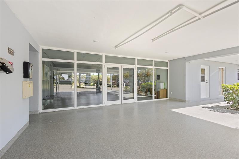 Image 3 of 31 For 5500 2nd Ave  316