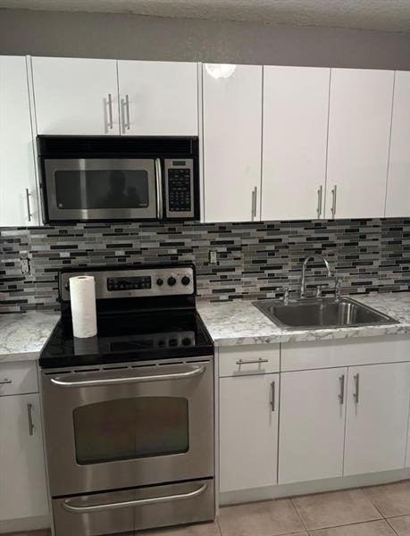 Image 3 of 5 For 407 3rd Ave  B