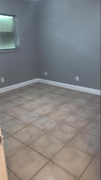 Image 5 of 5 For 407 3rd Ave  B