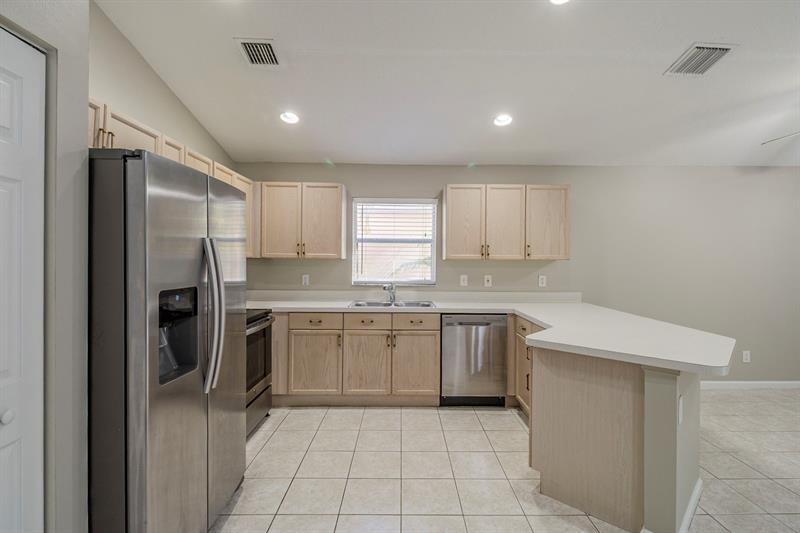 Image 9 of 29 For 1875 Barnstable Rd