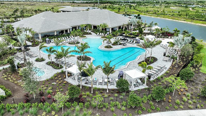 Image 21 of 33 For 13621 Alejandro Court