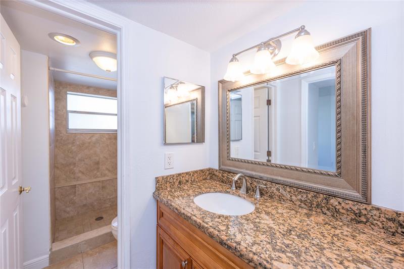 Image 11 of 24 For 9471 Evergreen Pl  201